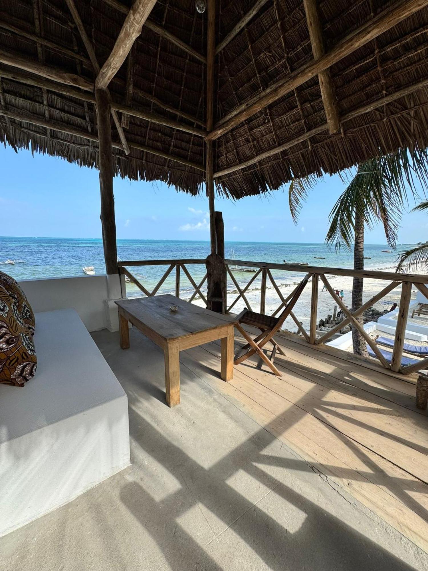 Mango Beach House 잠비아니 외부 사진