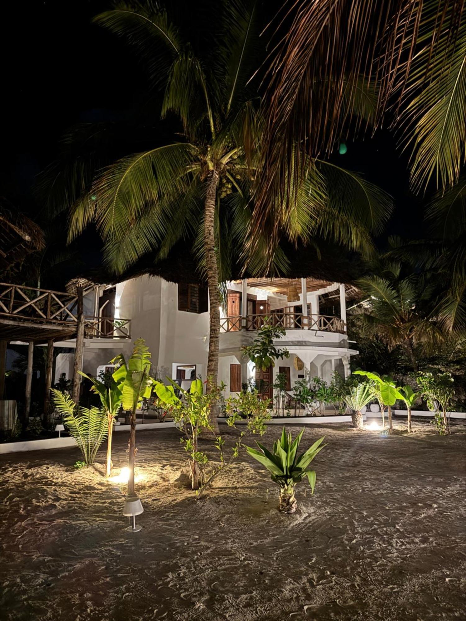 Mango Beach House 잠비아니 외부 사진