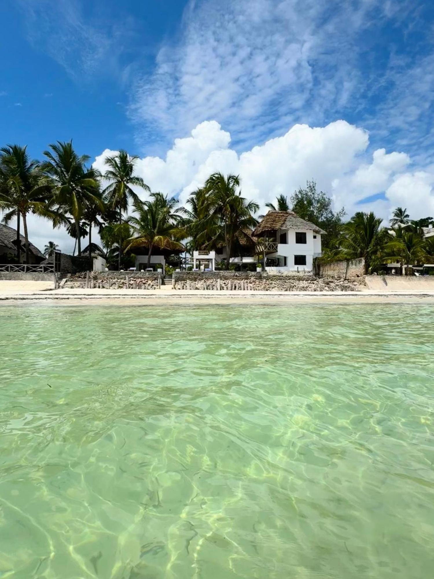 Mango Beach House 잠비아니 외부 사진