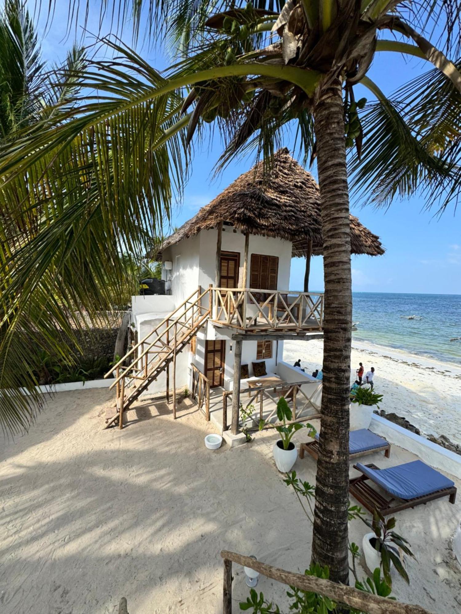 Mango Beach House 잠비아니 외부 사진