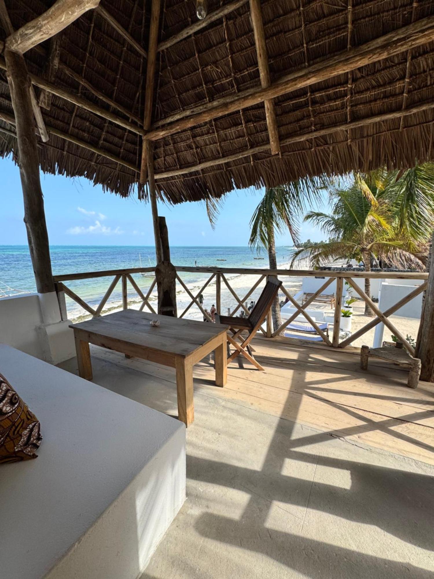 Mango Beach House 잠비아니 외부 사진