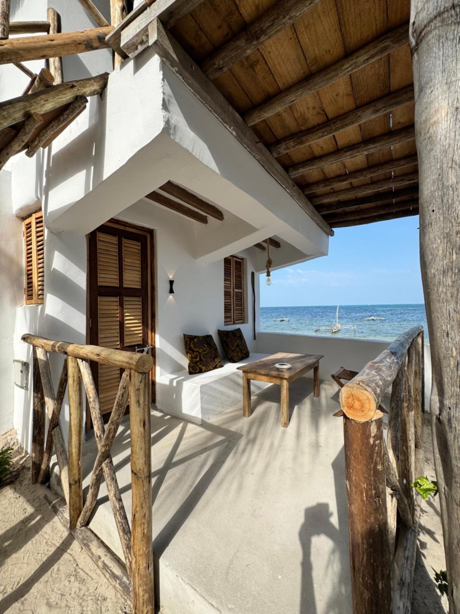 Mango Beach House 잠비아니 외부 사진
